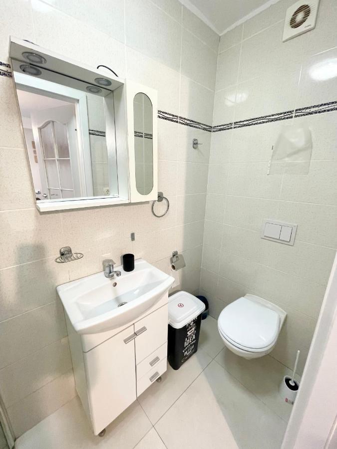 Prime 1 Studio Bukares Bagian luar foto