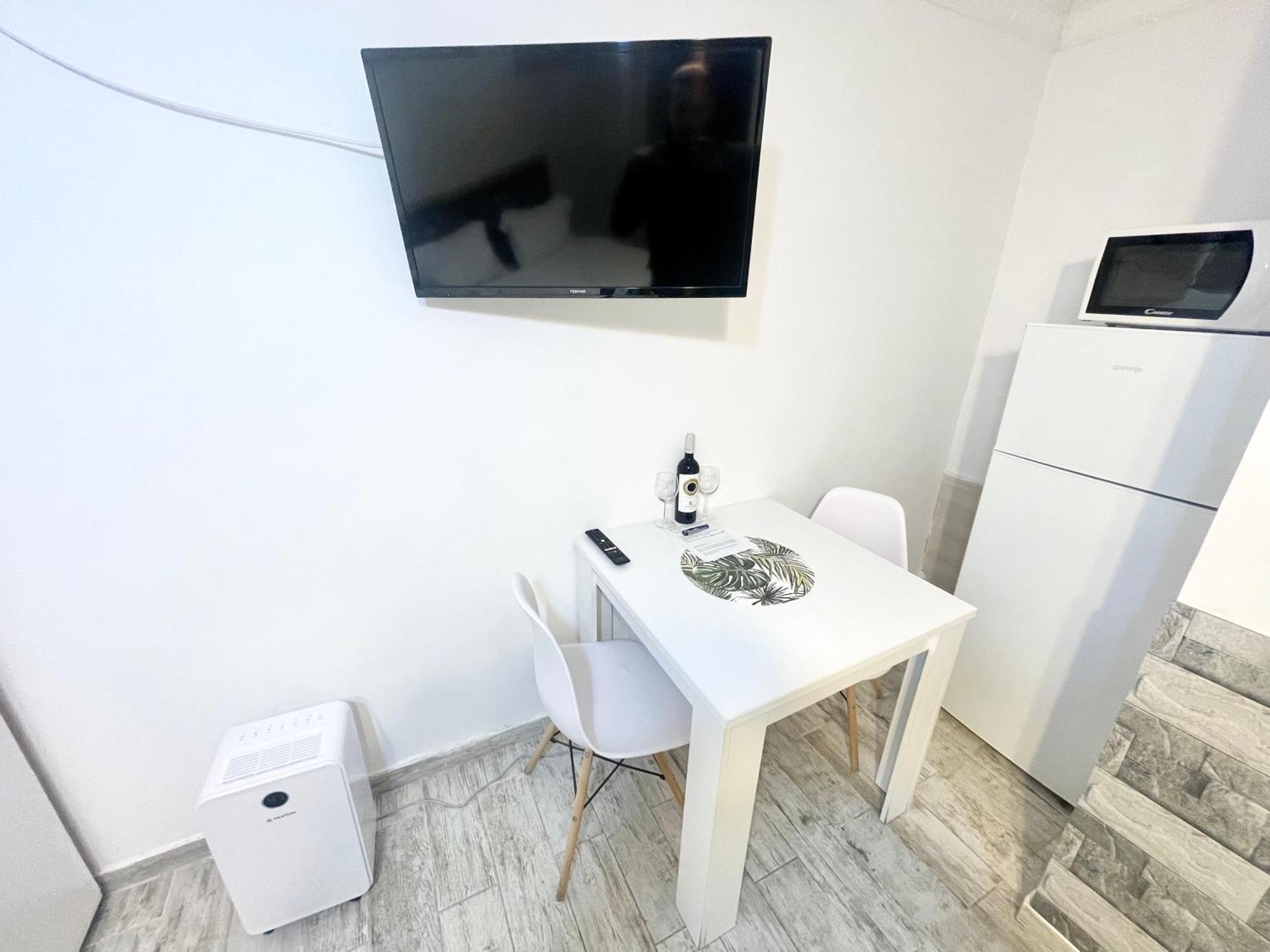 Prime 1 Studio Bukares Bagian luar foto